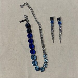 Oscar the la renta vintage Elegant Blue and Silver Jewelry Set
